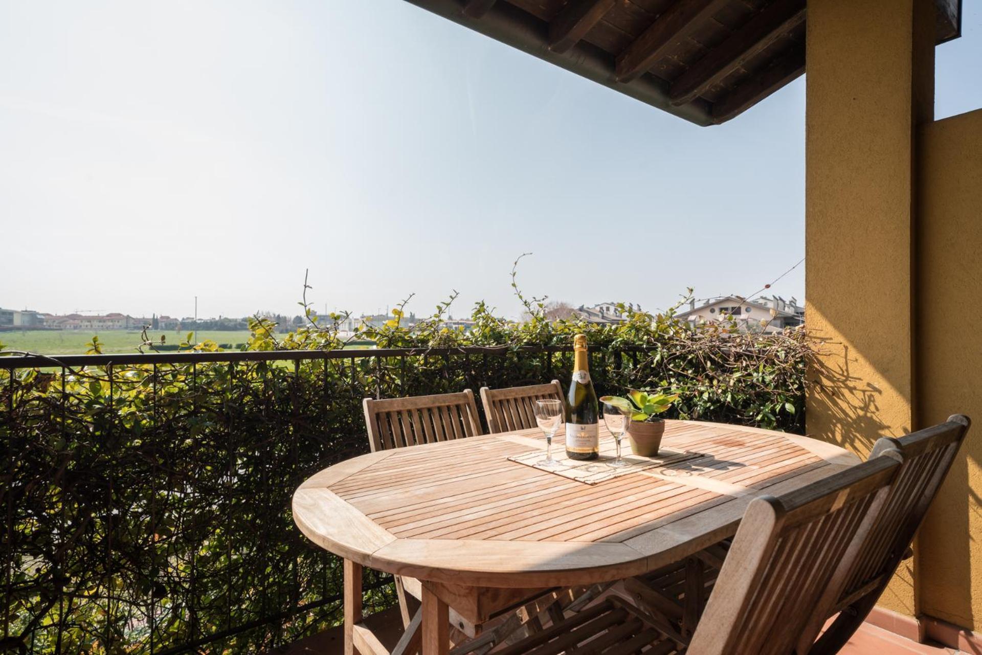 Gardappartamenti - Cascinale With Terrace Дезенцано-дель-Гарда Экстерьер фото